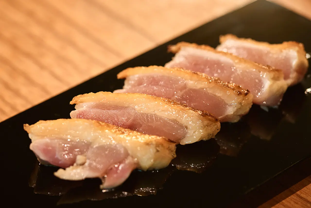 Charcoal-grilled Chicken Thigh with Japanese Salt